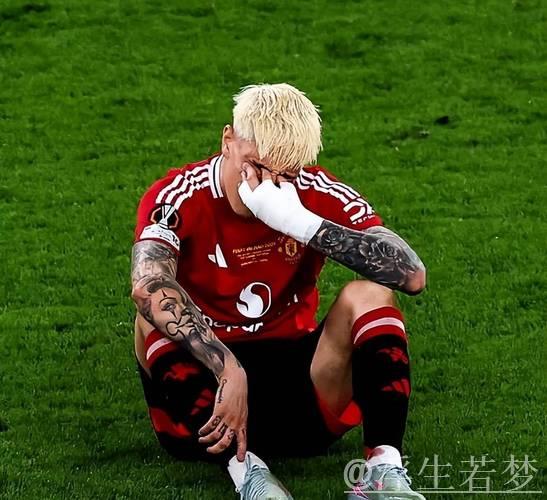 对离开曼联的方式有遗憾吗？加纳乔：不遗憾，也不难过